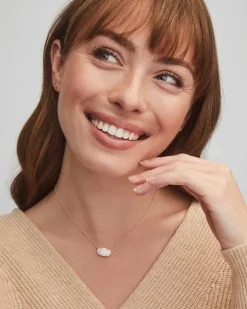 Elisa Gold Pendant Necklace In White Kyocera Opal^Kendra Scott Fashion