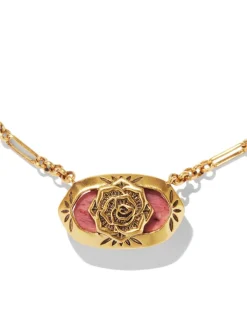Elisa Vintage Gold Etch Frame Short Pendant Necklace In Blush Pink Quartzite^Kendra Scott Shop